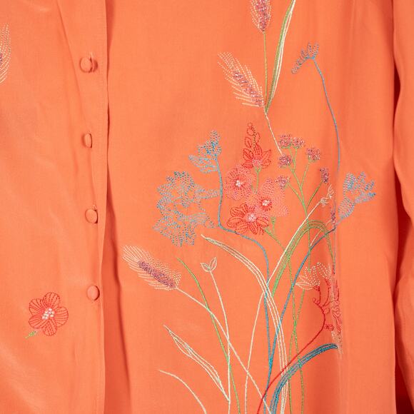 Diane Von Furstenberg Women's Size MEDIUM 100% Silk Beaded Embroidered Blouse - Picture 2 of 9